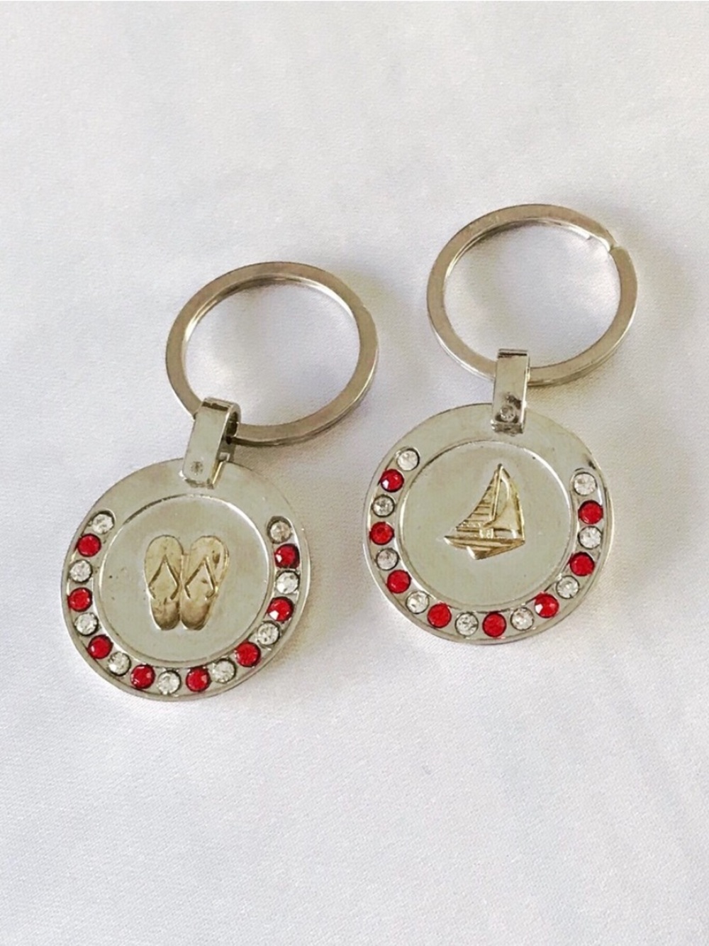 Rhinestone Bling Flip Flop Sailboat Keychain Set - Picture 2 of 6